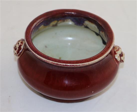 A Chinese sang de boeuf glazed censer and a famille rose rectangular dish, late 19th century, 12cm and 25.5cm